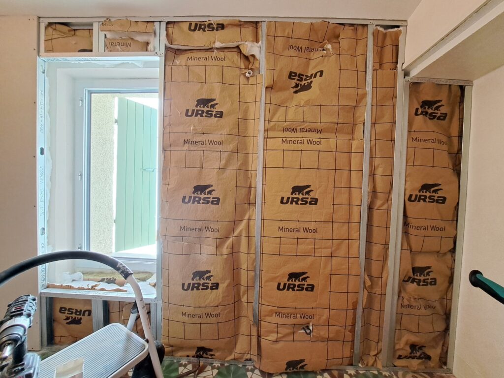 isolation intérieur des murs de facade